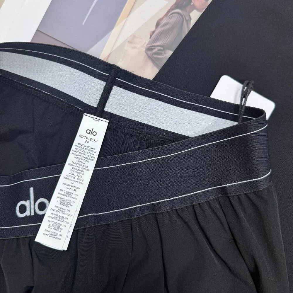 ALO Yoga Women's Black Straight Leg Pants (Regular Size)❣❣ - Picture 5 of 10